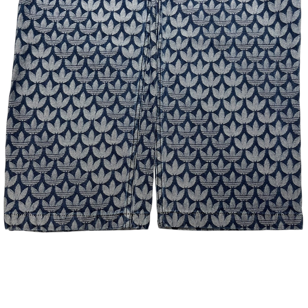adidas デニム ルーズ モノグラム パンツデニムパンツKD0399 古着・中古-4枚目のアイテム画像