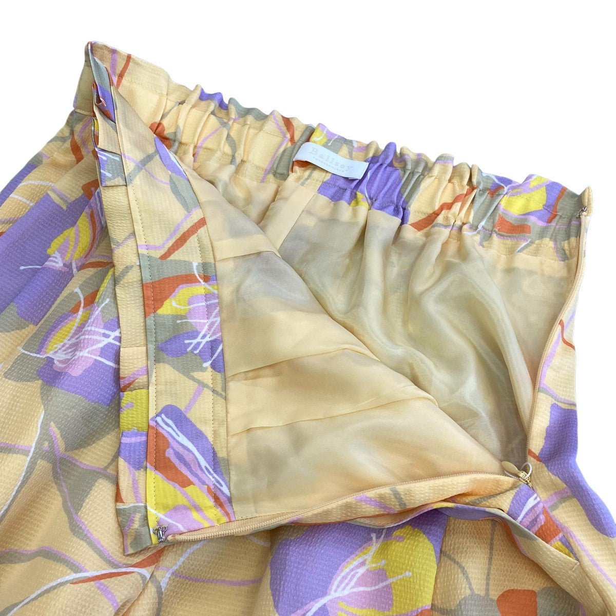 アイヴィーフラワープリント フロントタックワイドパンツ11-04-21-04042