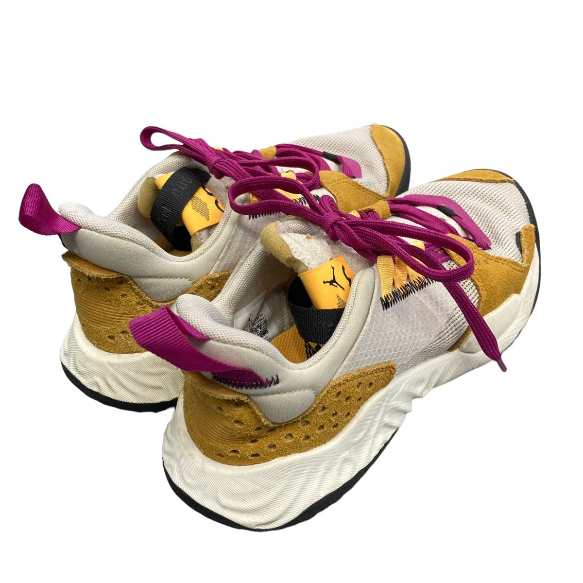 WMNS JORDAN DELTAバイカラーローカットスニーカーCT1003-701