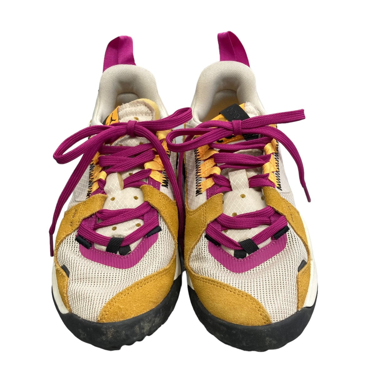 WMNS JORDAN DELTAバイカラーローカットスニーカーCT1003-701