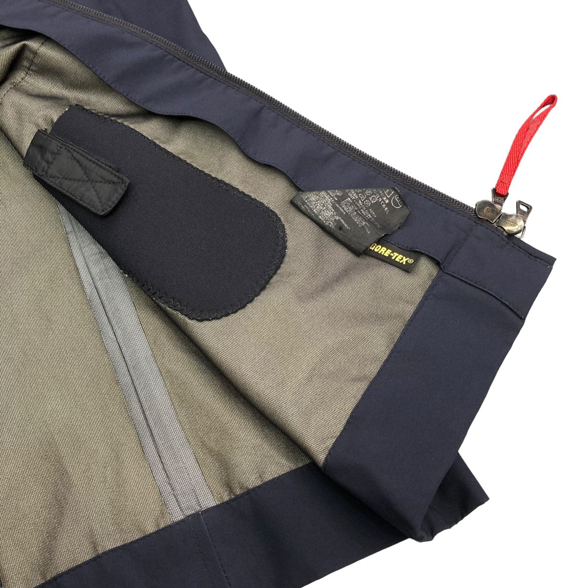 PRADA SPORTS(プラダスポーツ) GORE TEXジップナイロン