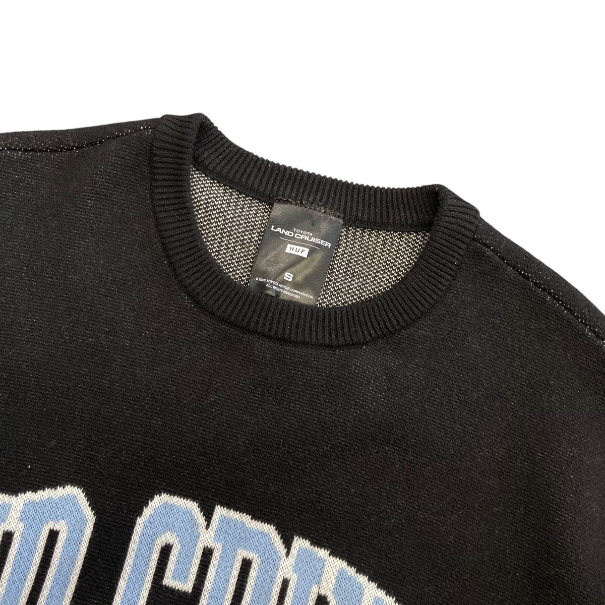 HUF(ハフ) TOYOTA PARTS ＆ SERVICE KNIT SWEATERKN00530