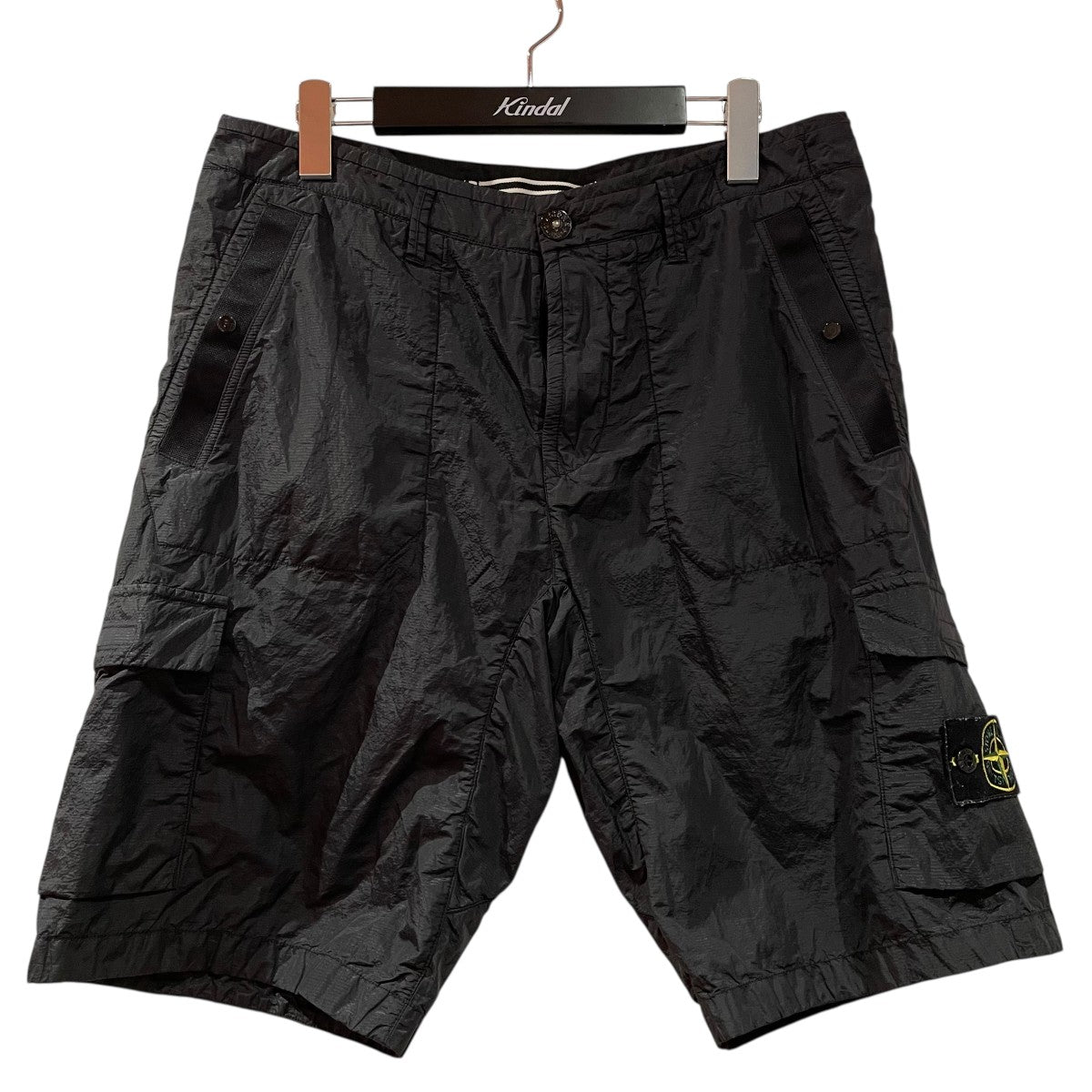 STONE ISLAND(ストーンアイランド) ナイロンハーフパンツ