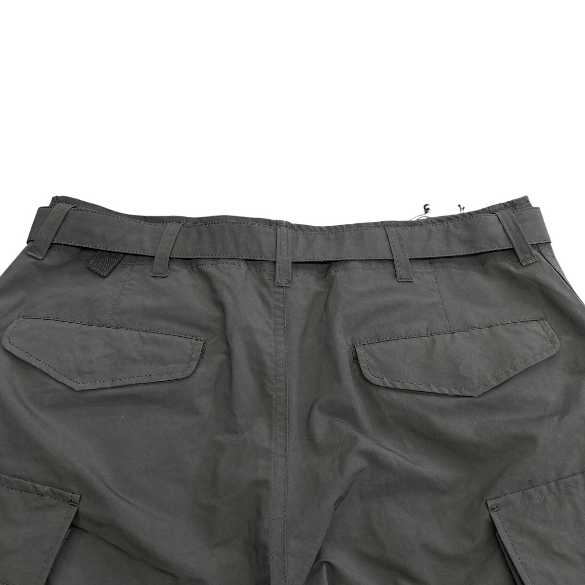 sacai(サカイ) 23AWMatte Taffeta Pants程度Ｂカーゴパンツ23-03142M