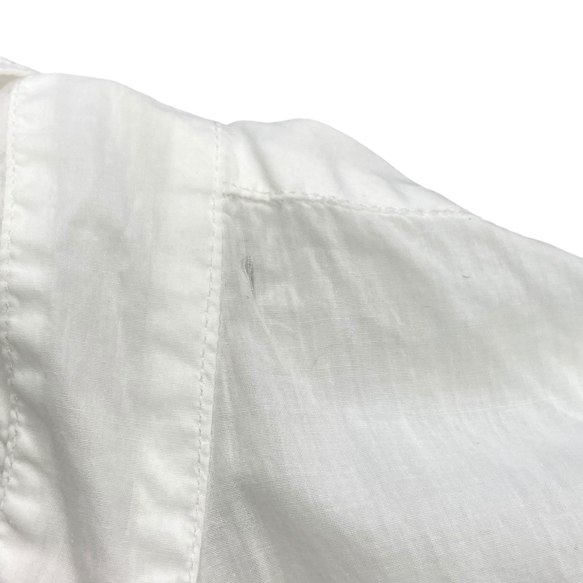 レギュラーカラーシャツ