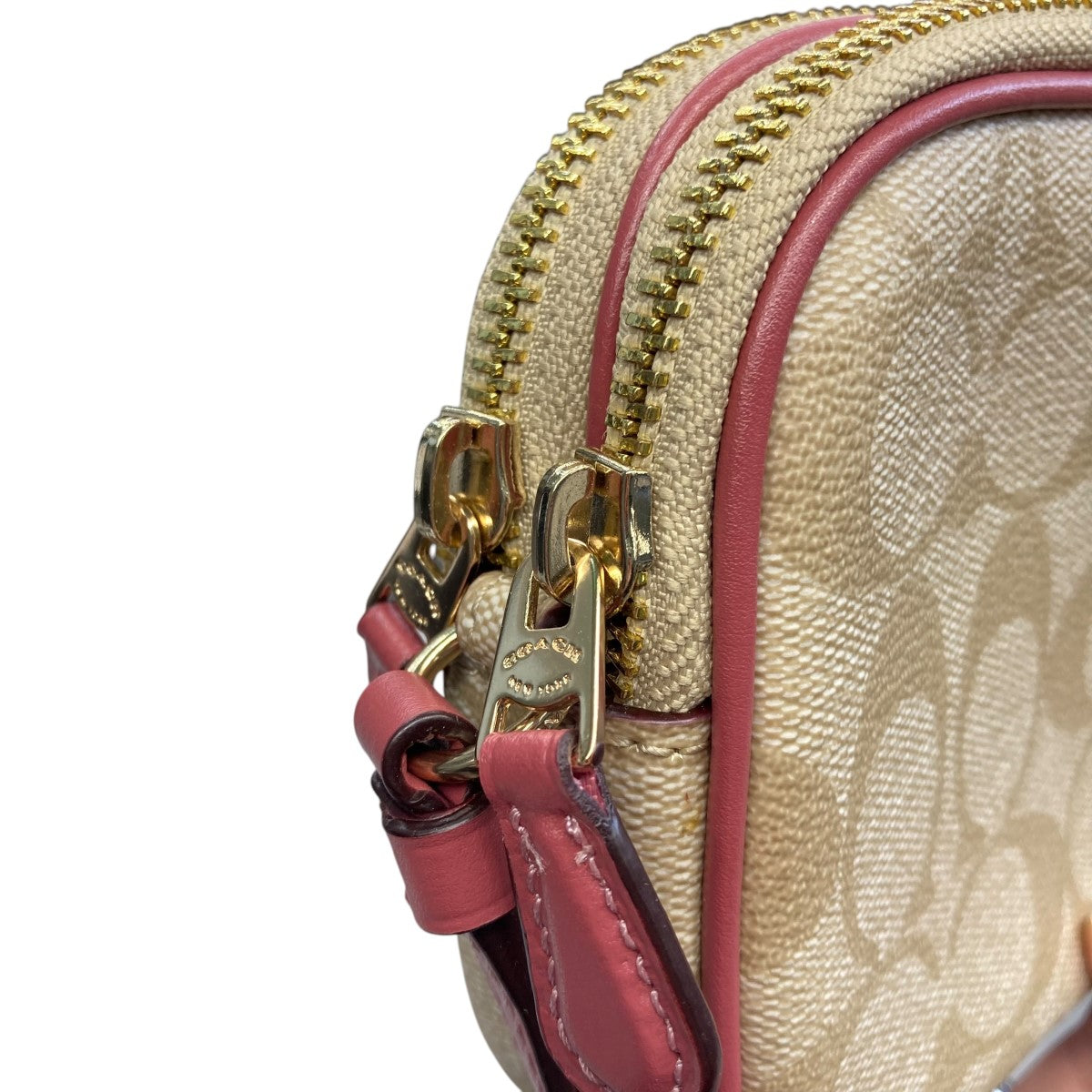 COACH(コーチ) SIGNATURE CROSSBODY POUCHショルダーバッグ