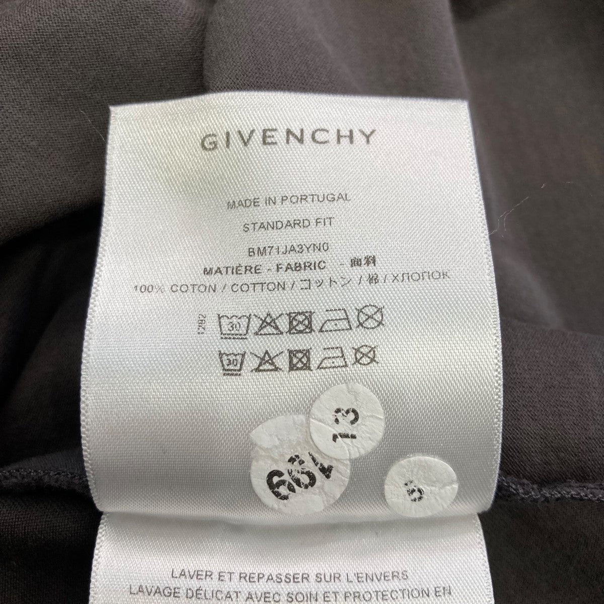 ジバンシィの24AW クルーネックカットソー BM71JA3YN0です。 GIVENCHY トップス 古着・中古アイテム