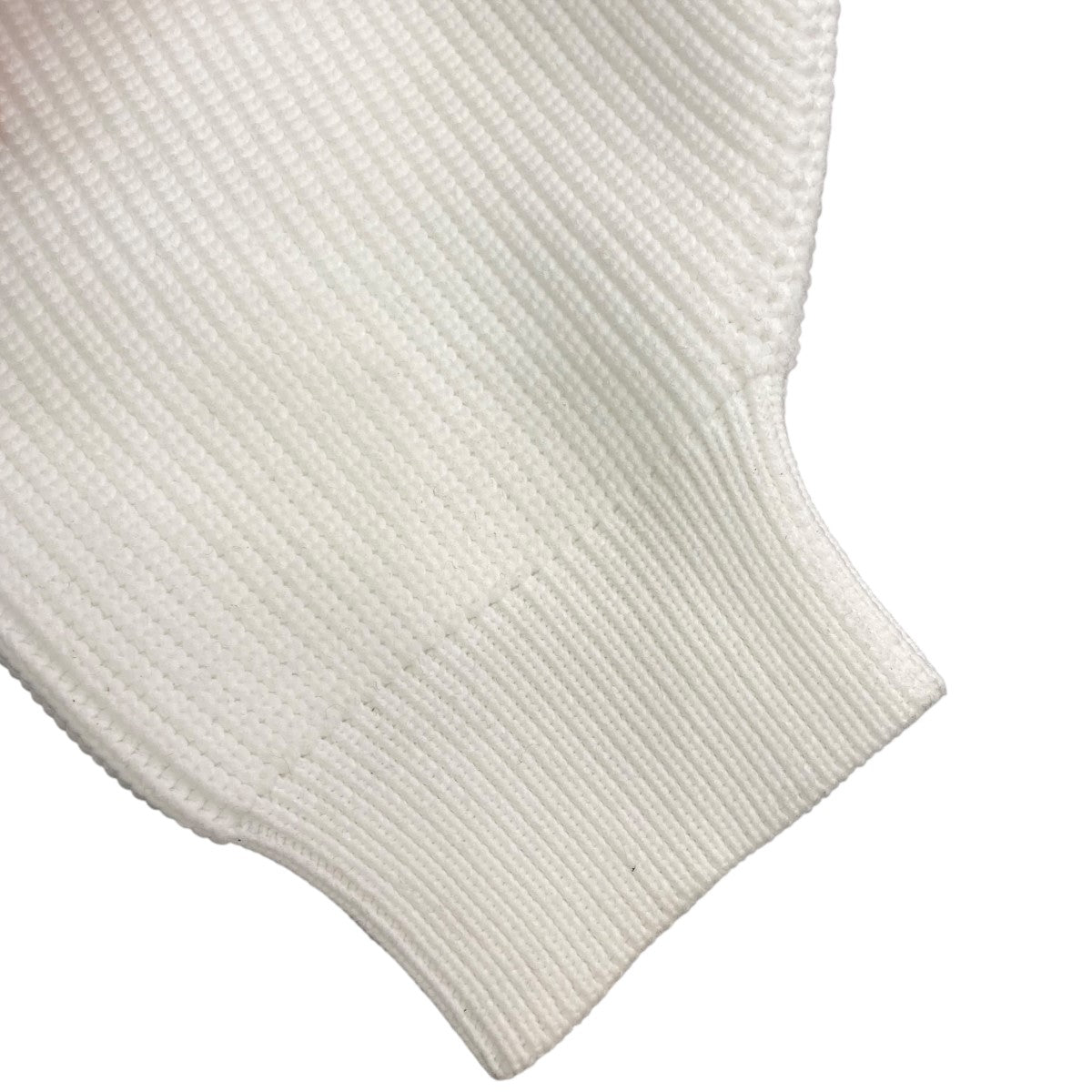 メゾンドルチェ　フィオーレトップス　ホワイト　アイボリー　美品 メゾンドラティール maison de LATIR 肌見せニットトップス