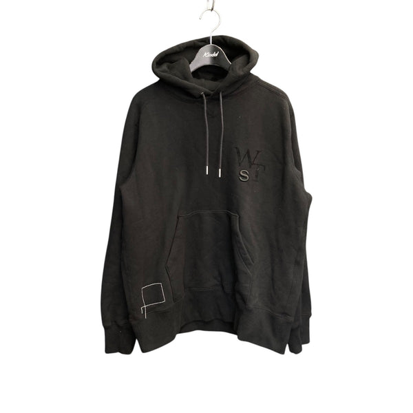 wtaps 25SS 黒SIGN パーカー Sacai サカイ 25SS 25-0925S × WTAPS ダブルタップス Flock Print