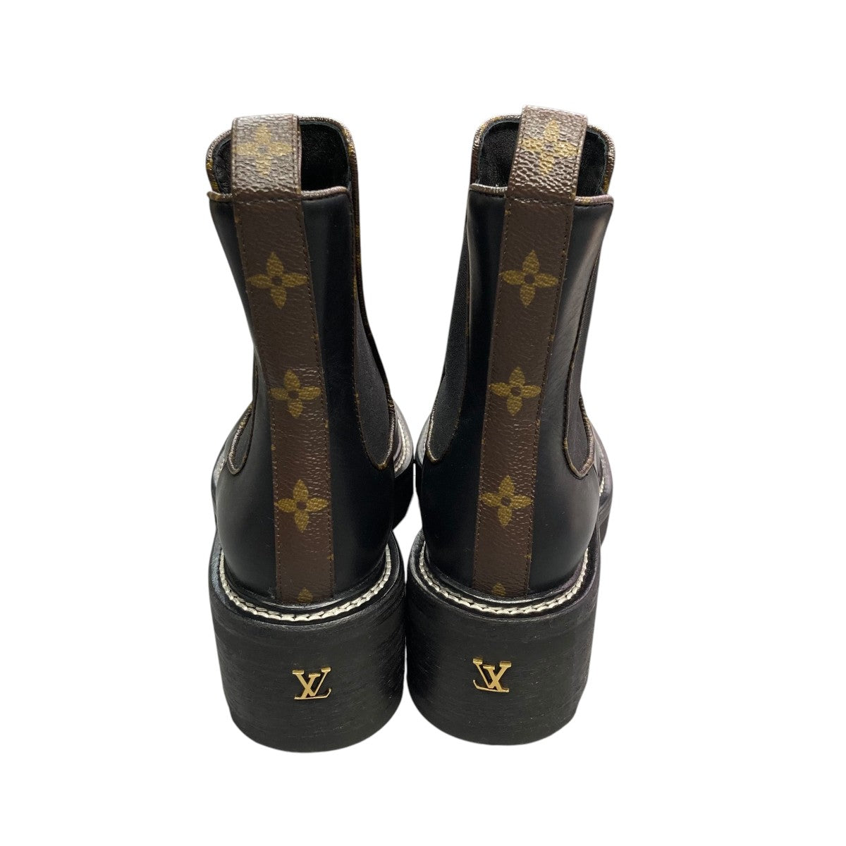 LOUIS VUITTON(ルイヴィトン) 22年 LVボブール・ライン アンクル