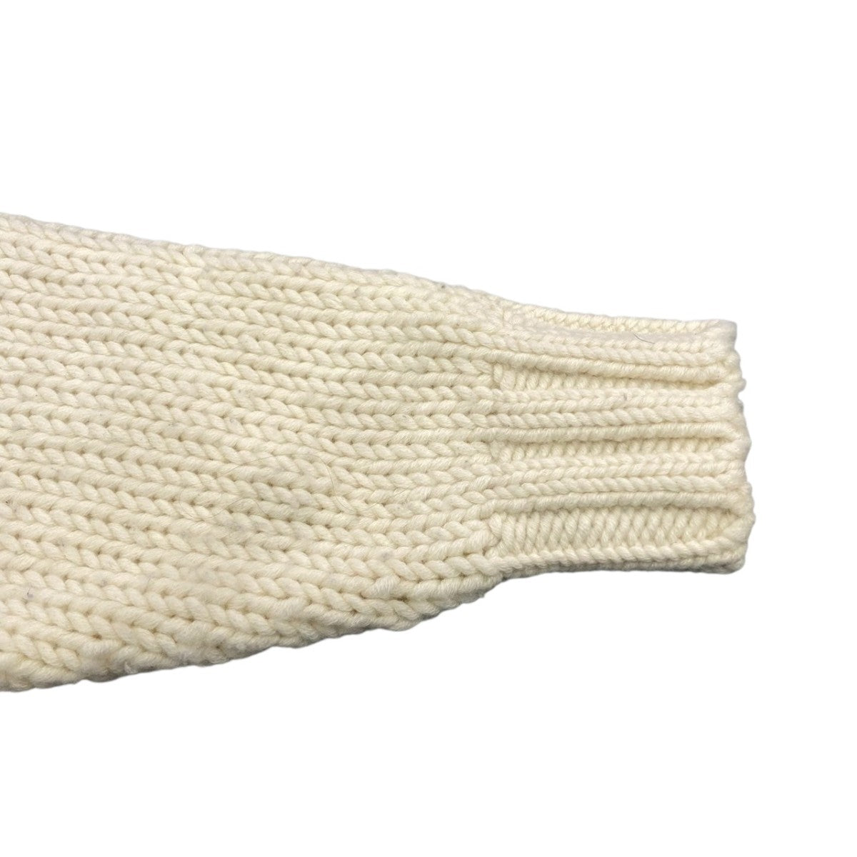 美品■AURALEE■AIRY スーパーファインウール Vネック ニットセーター AURALEE（オーラリー）の「＜AURALEE（オーラリー）＞AIRY V