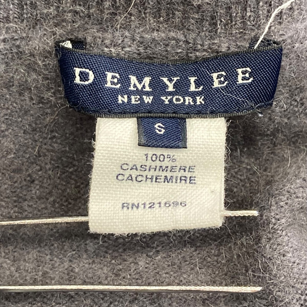 新品タグ付き★DEMYLEE　カシミヤ100%　半袖　ニット　XS 新品タグ付き☆DEMYLEE カシミヤ100% 半袖 ニット XS - メルカリ