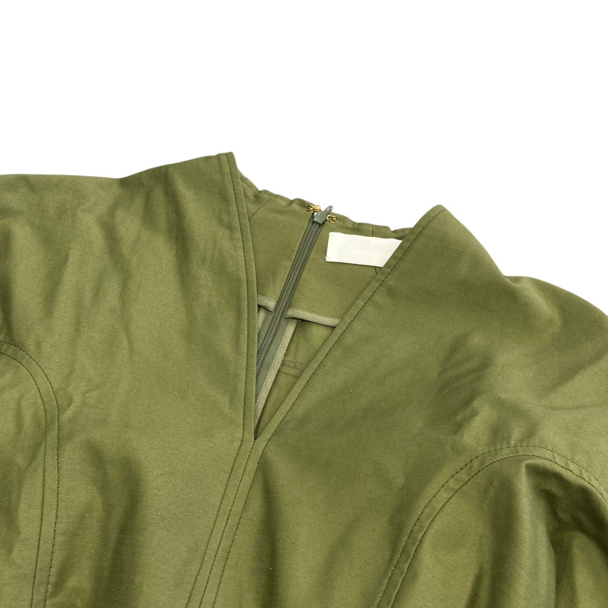 mame kurogouchi(マメクロゴウチ) Military Cotton Deep Neck