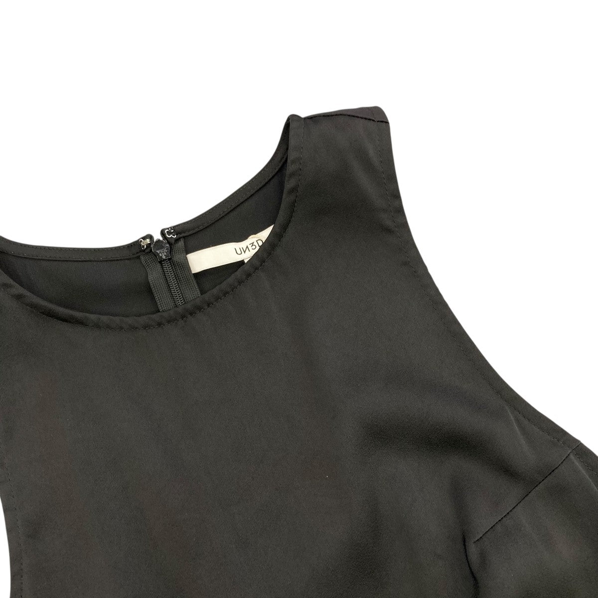 UN3D. ベスト ジレ UN3D./アンスリード/WAFFLE SHORT KNIT VEST