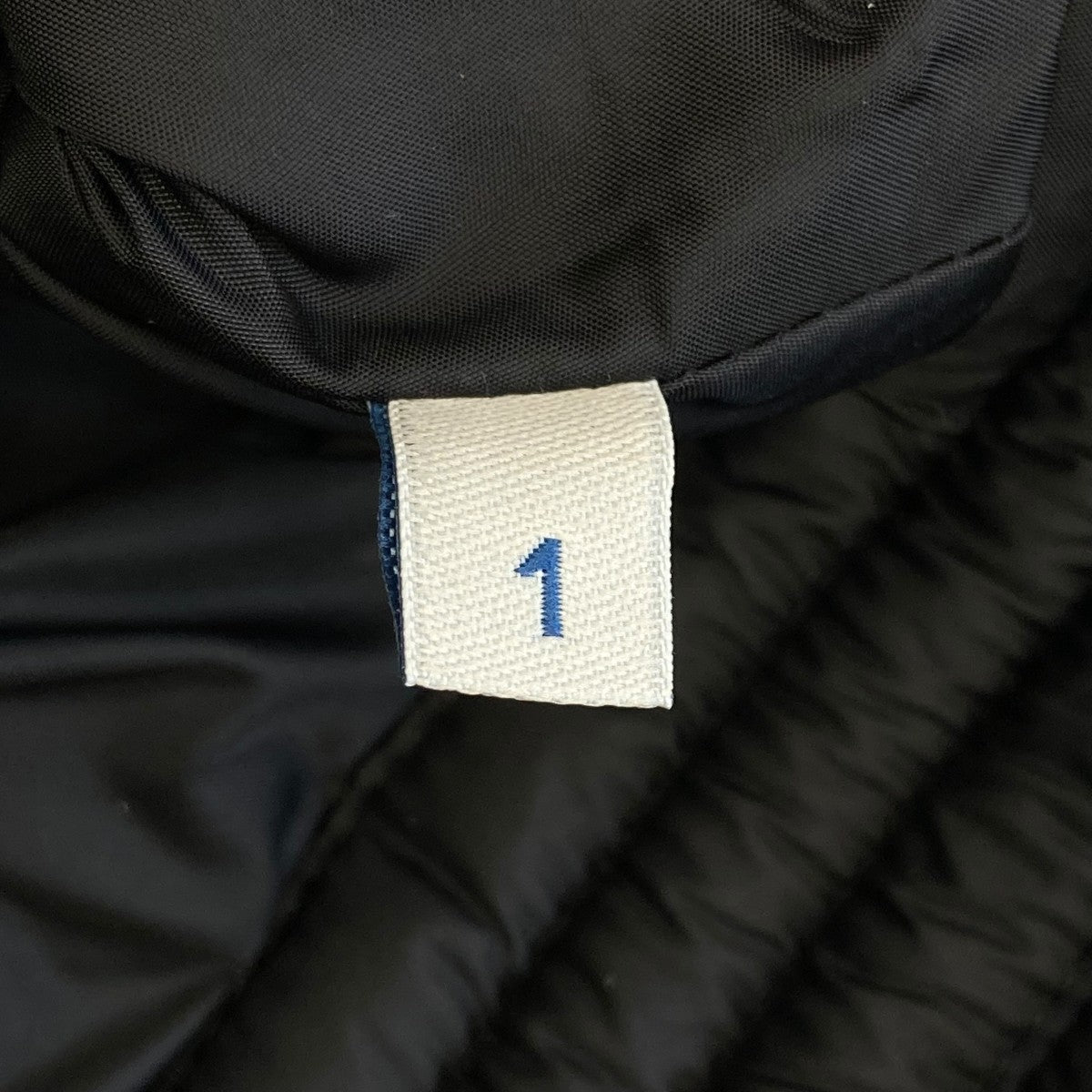 MONCLER AMIOTダウンジャケットC20914030205 68352 古着・中古-7枚目のアイテム画像