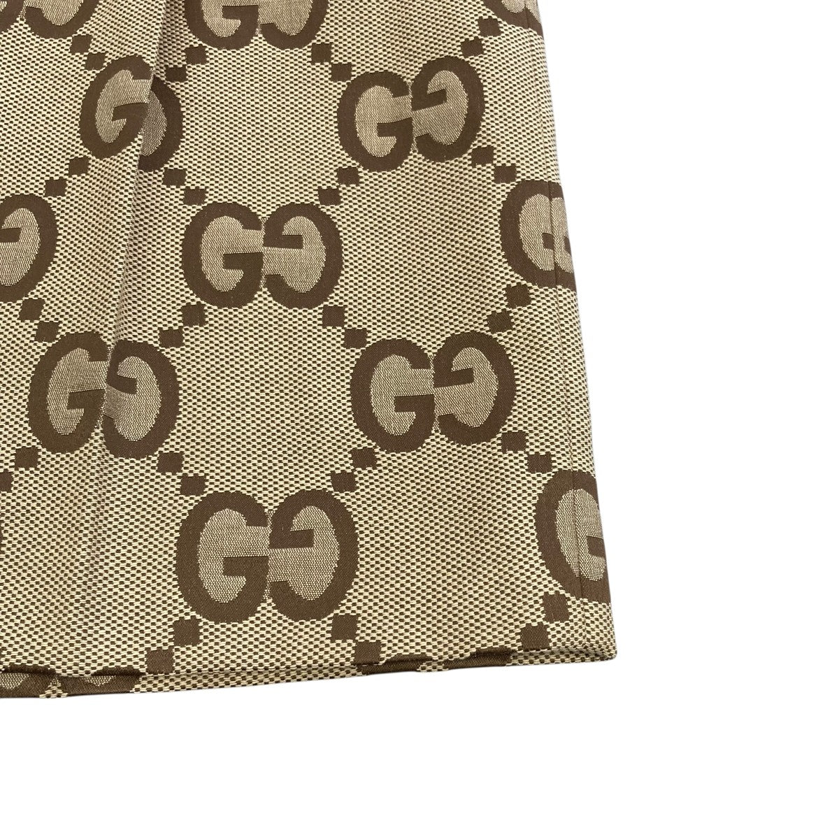 GUCCI ボタニカル フローラルペイント ハーフパンツ 38 GUCCI ボタニカル フローラルペイント ハーフパンツ 38 パンツ