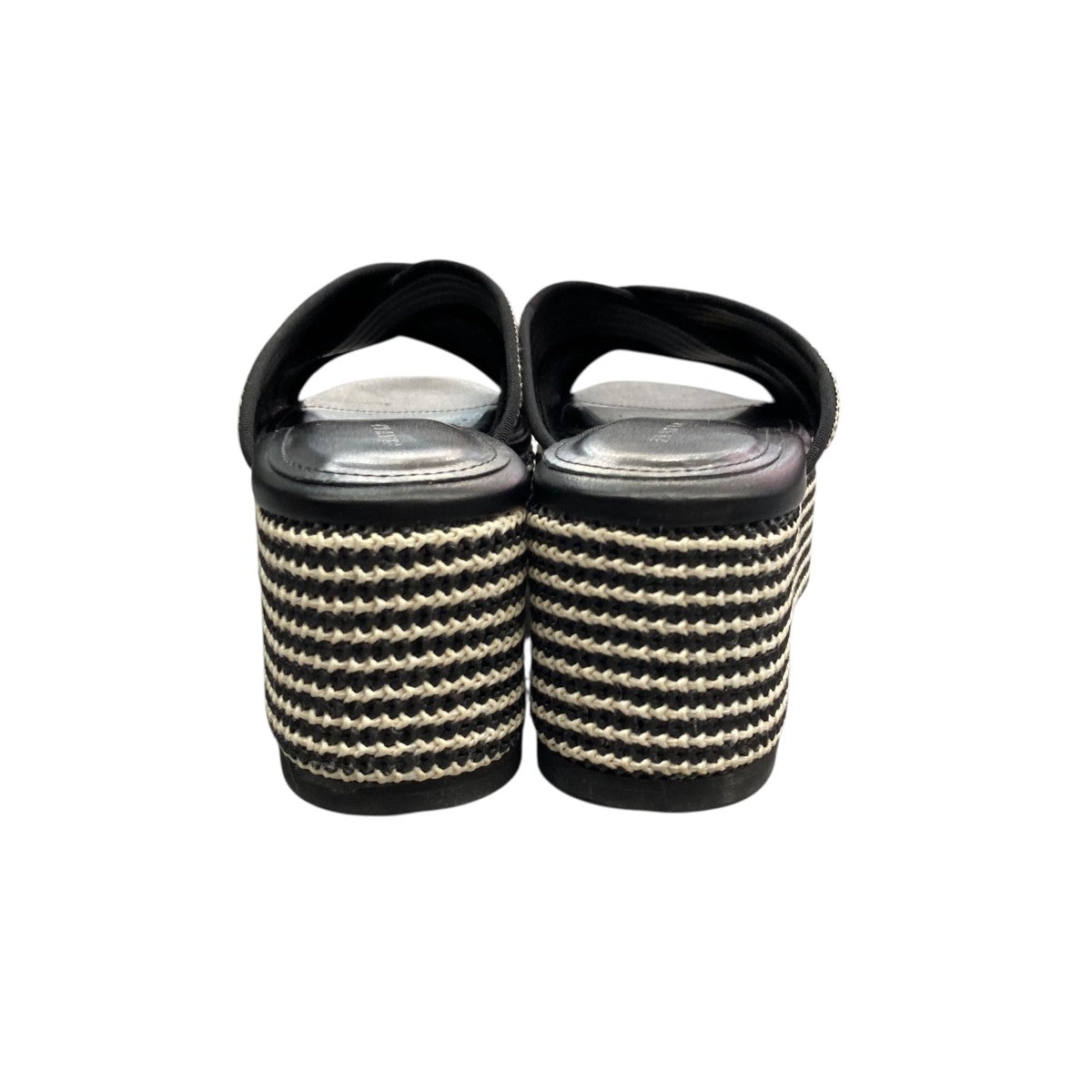 FRAY ID ブラック サンダル FRAY I.D（フレイアイディー）の「スクエアトゥクロストング