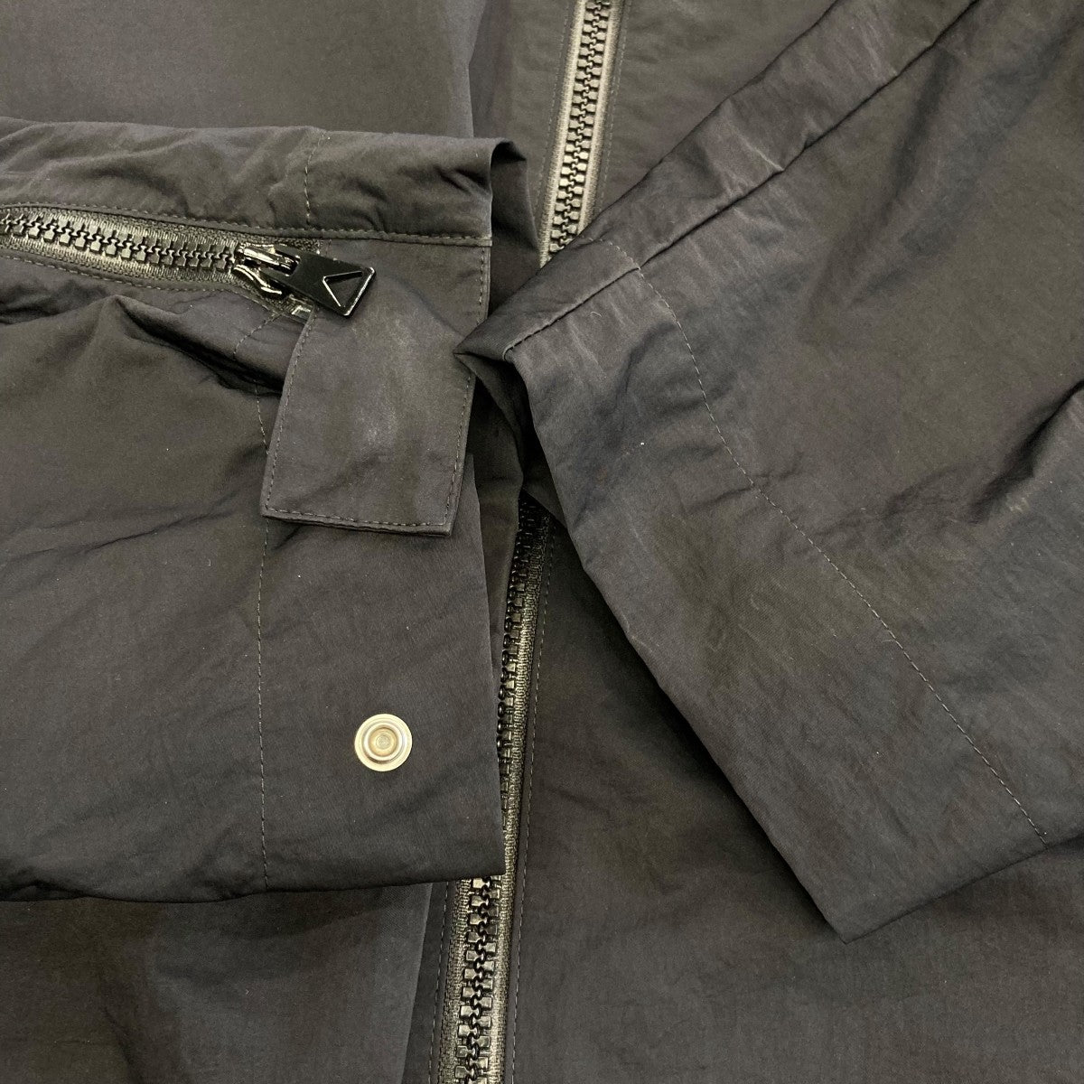 BOTTEGA VENETA(ボッテガヴェネタ) ナイロンブルゾン705745 BOTTEGA VENETA(ボッテガヴェネタ) ナイロンブルゾン705745