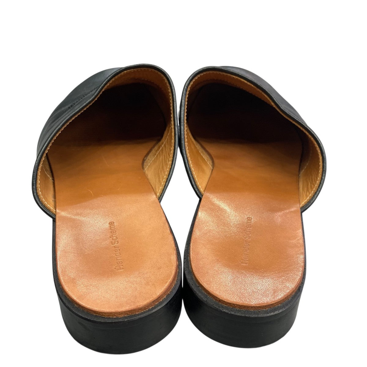 Hender Scheme(エンダースキーマ) CHEAKレザーミュール ブラック