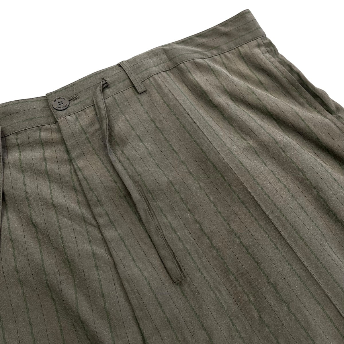 BALENCIAGA 24AWピンストライプフルードテーラードロングパンツワイドスラックス809134 古着・中古-3枚目のアイテム画像