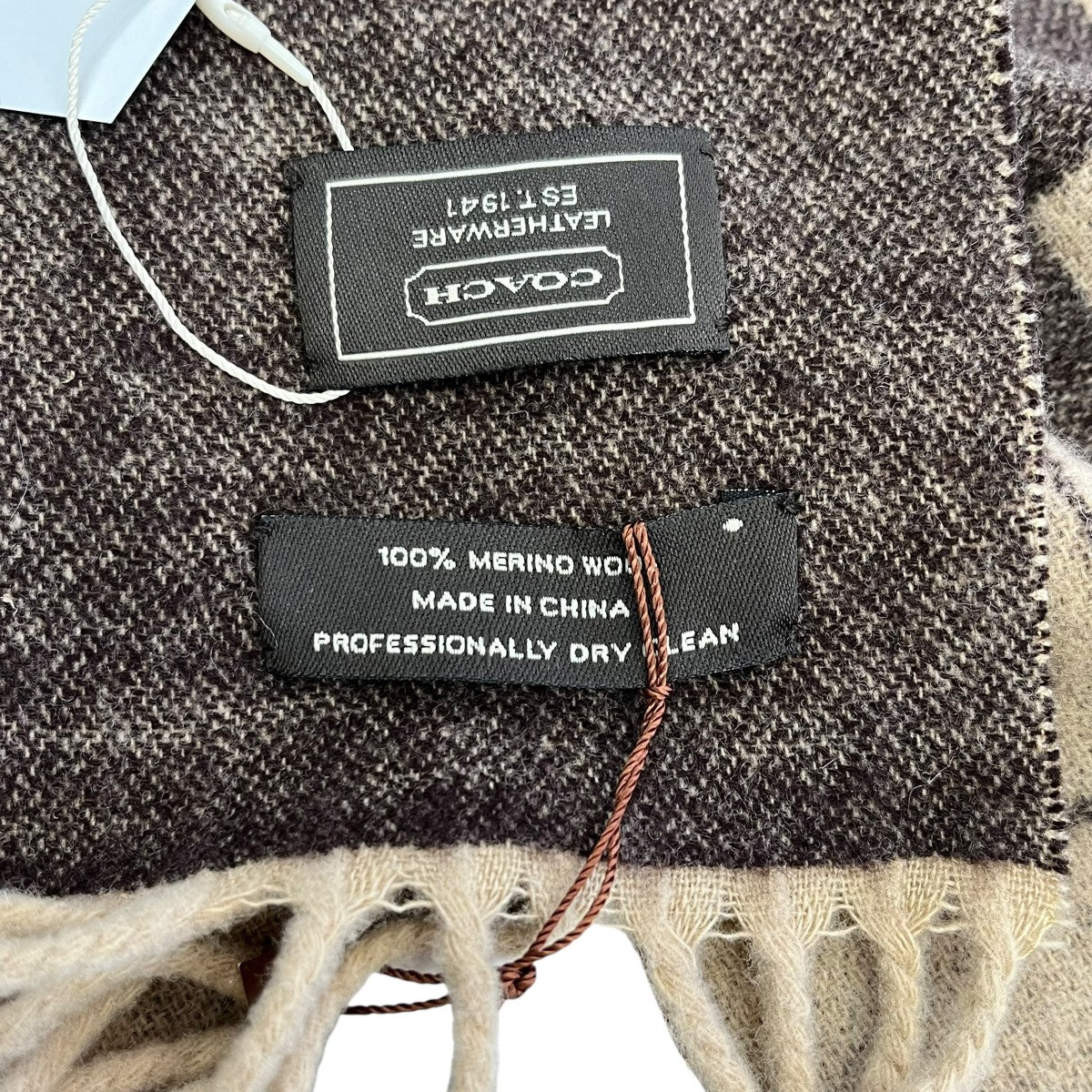 COACH(コーチ) マフラー ブラウン｜【公式】カインドオル