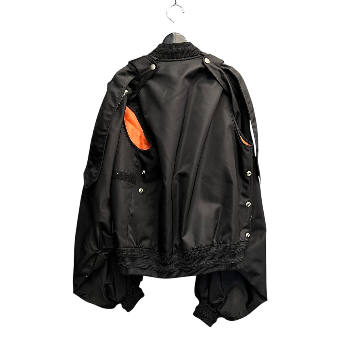 W< ブラック ナイロンジャケット　ウォルターヴァンヴェイレンドンク Walter Van Beirendonck(ウォルターヴァンベイレンドンク) ジャケット