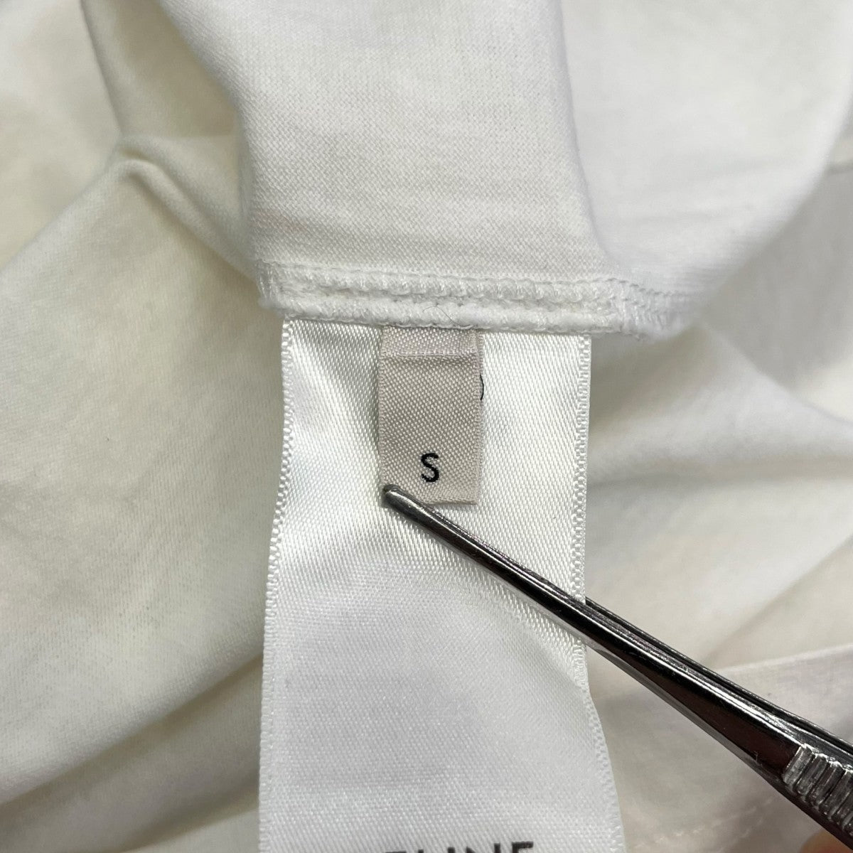 CELINE ロゴプリントリンガーTシャツ2X871501F 古着・中古-6枚目のアイテム画像