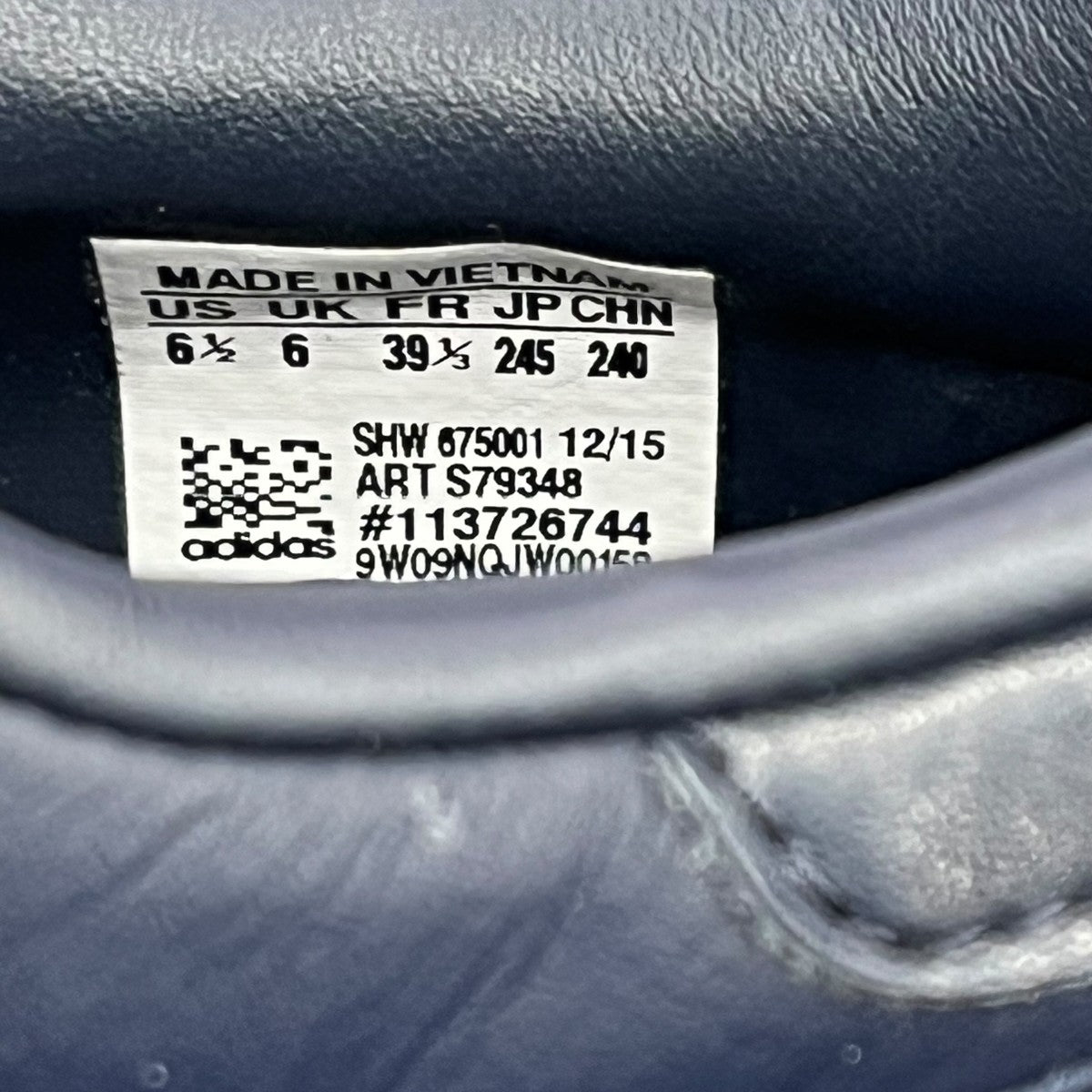 スニーカーS79348