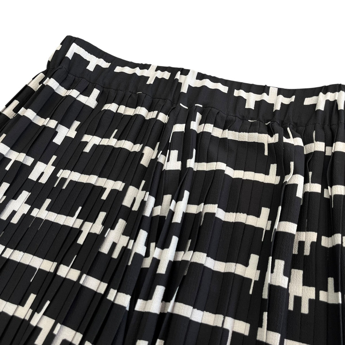 Henrik Vibskov Jelly Pantsプリーツパンツ 古着・中古-3枚目のアイテム画像