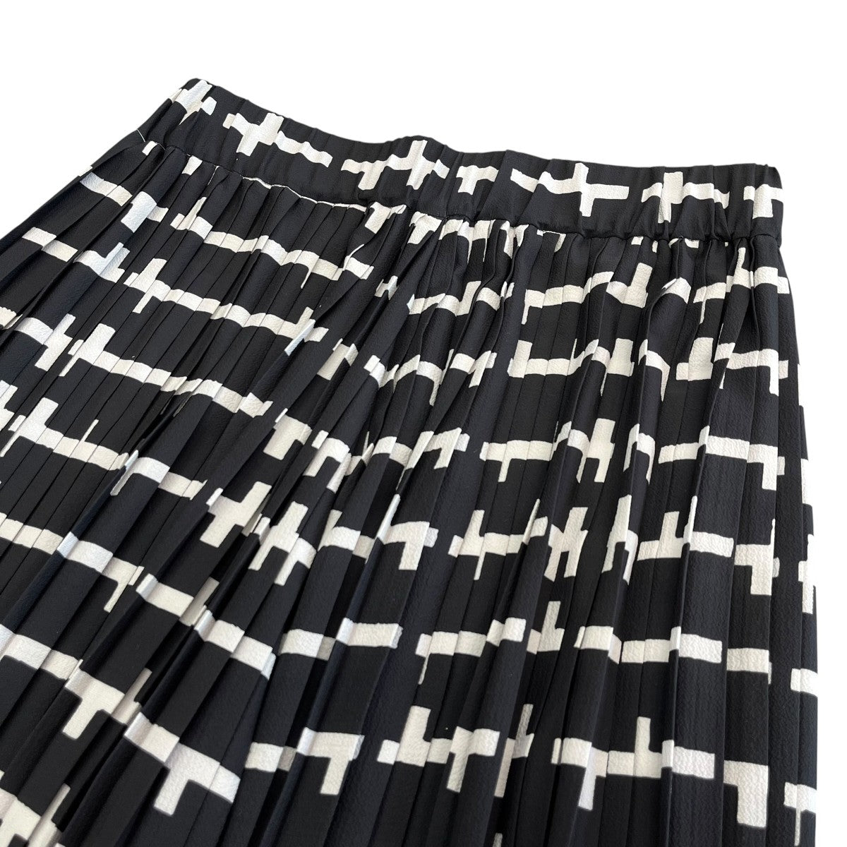 Henrik Vibskov Jelly Pantsプリーツパンツ 古着・中古-5枚目のアイテム画像