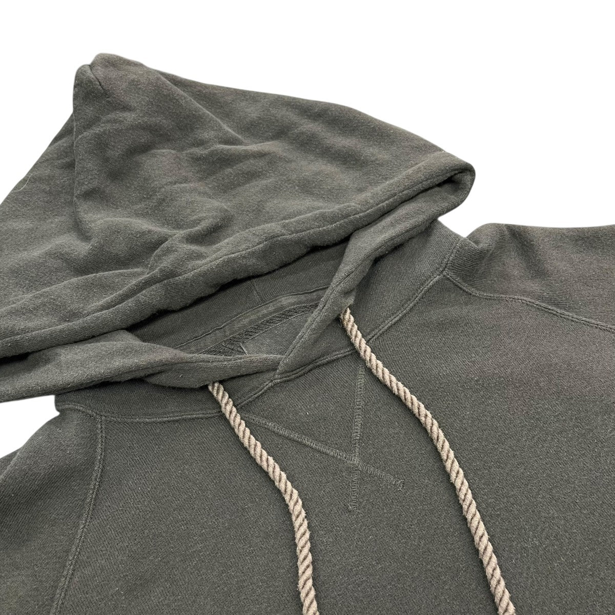 プルオーバーパーカー