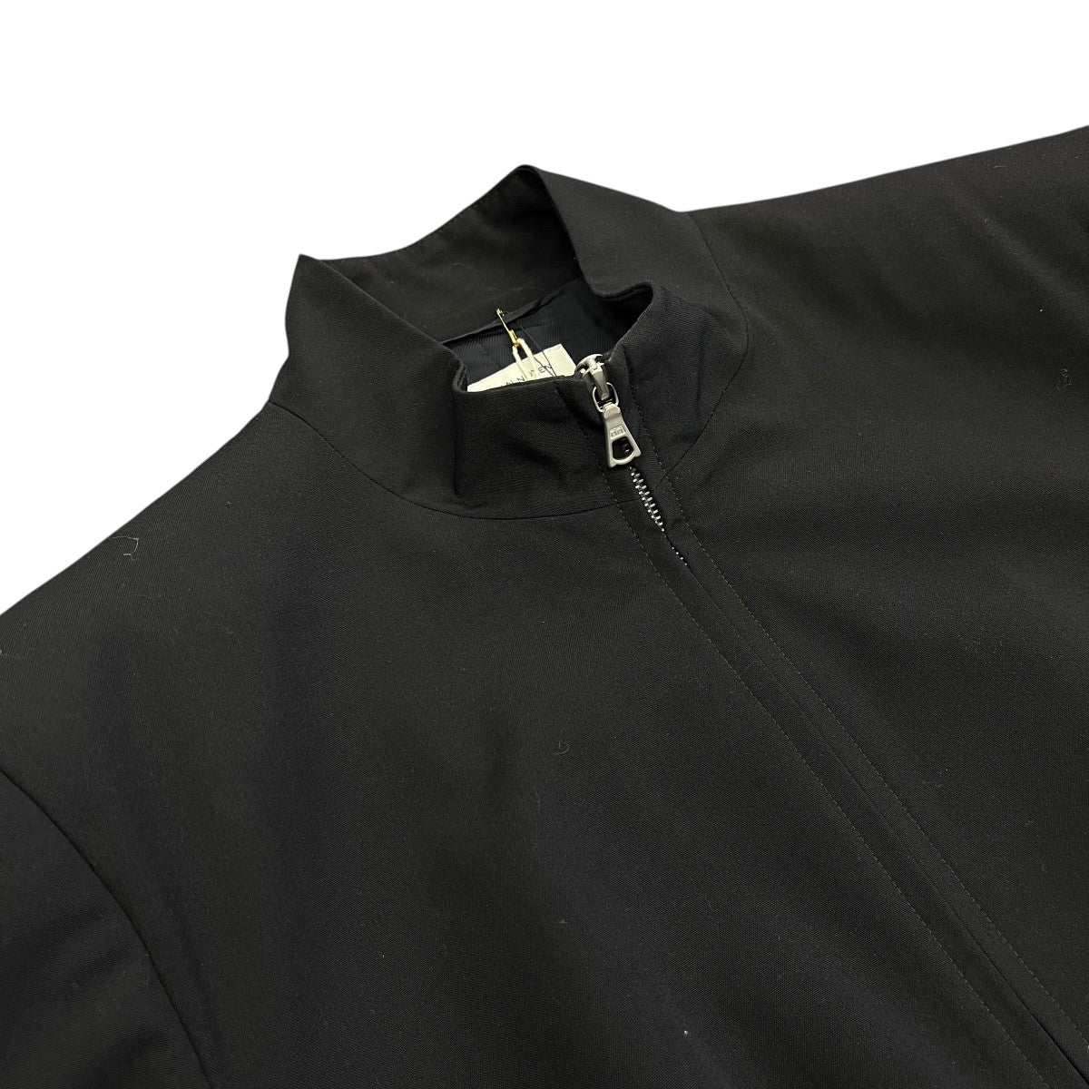 テーラードジャケット