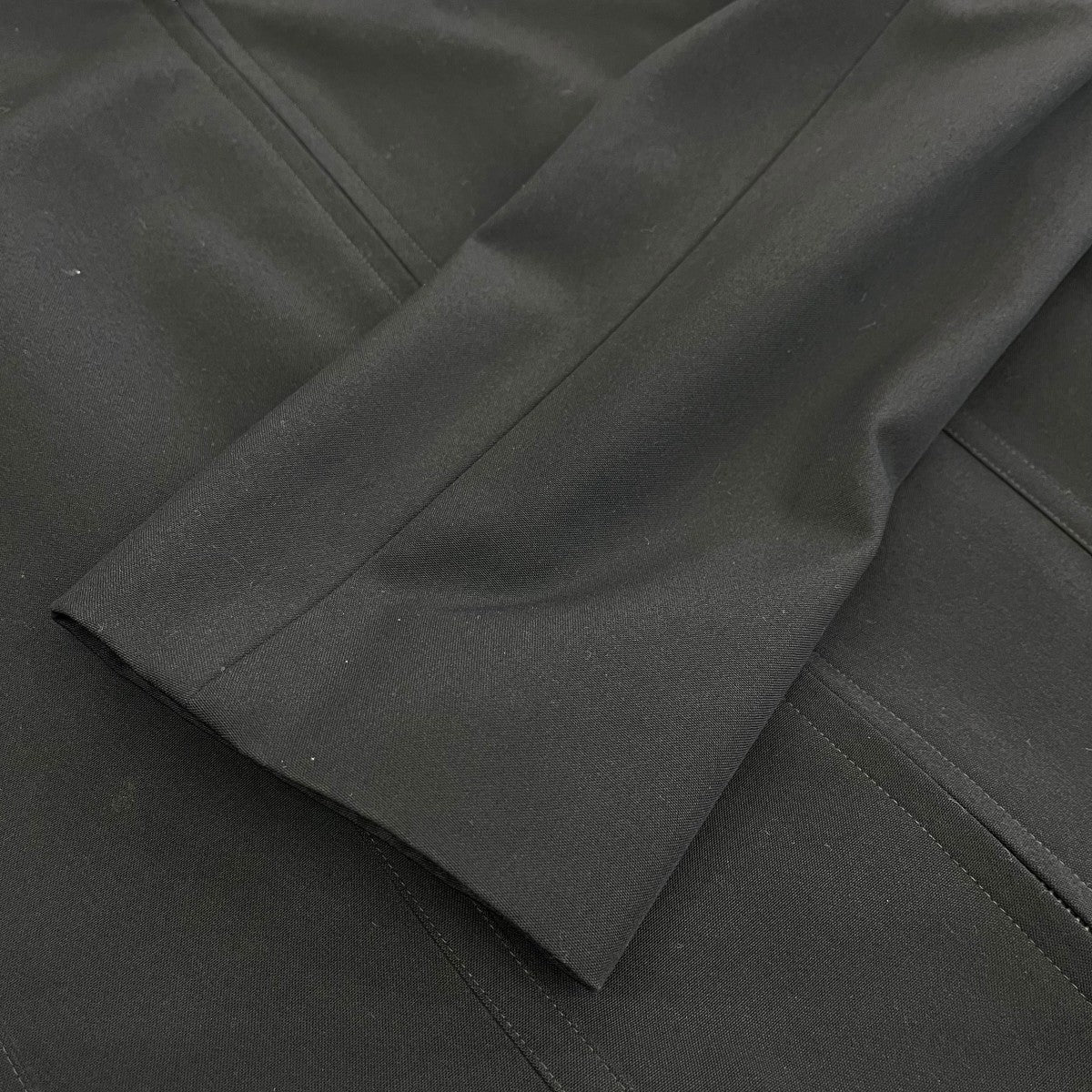 テーラードジャケット