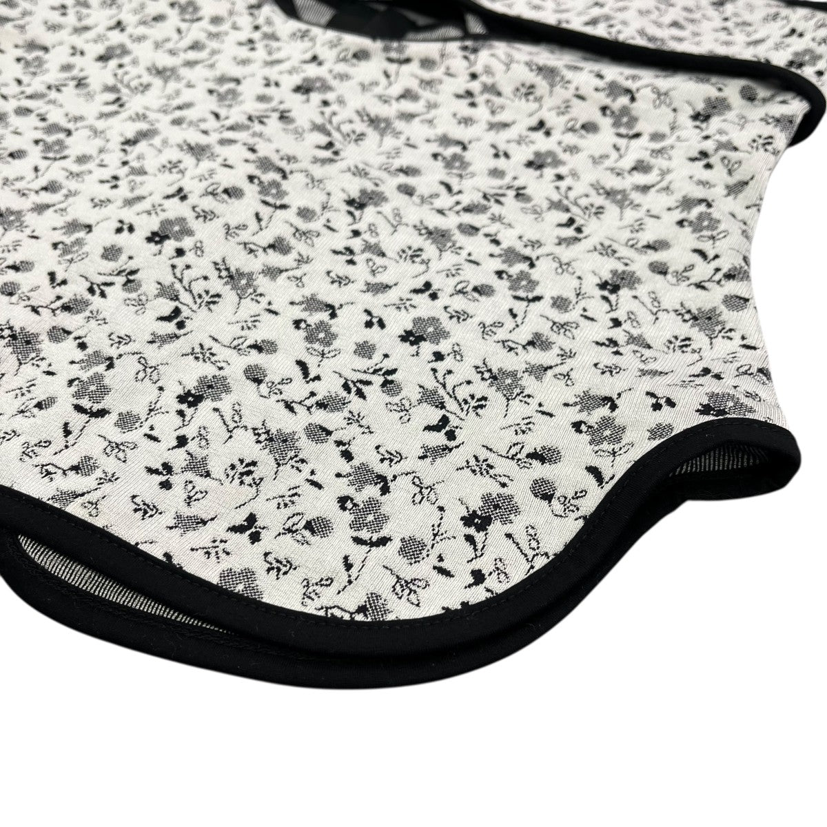 25AWFloral Jacquard Fraise Stitch Camisole TopビスチェMM25FW-JS029