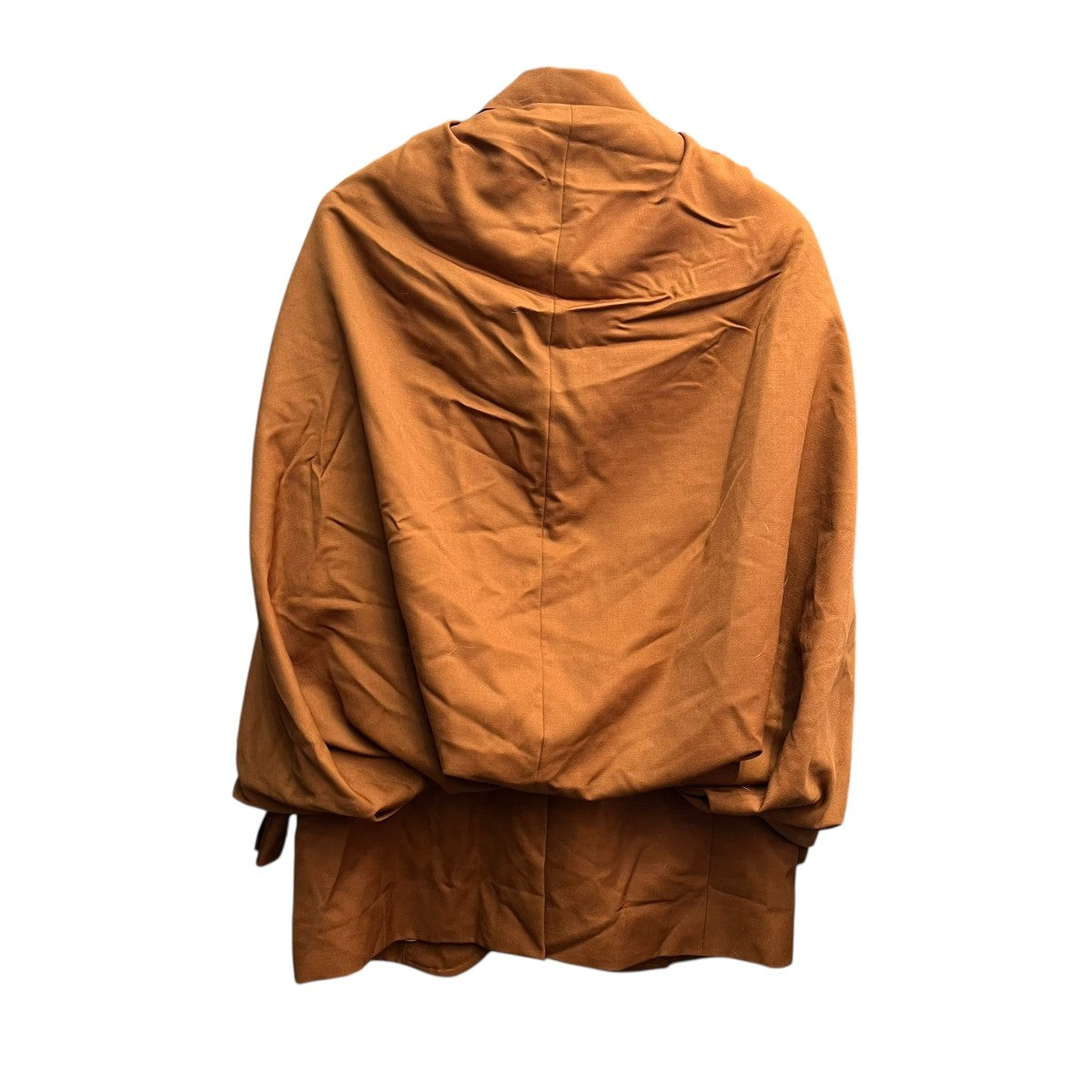 3点おまとめ。TOGA PULLAボアドッキングトレンチポンチョ　ピアス2点 3点おまとめ。TOGA PULLAボアドッキングトレンチポンチョ ピアス2点