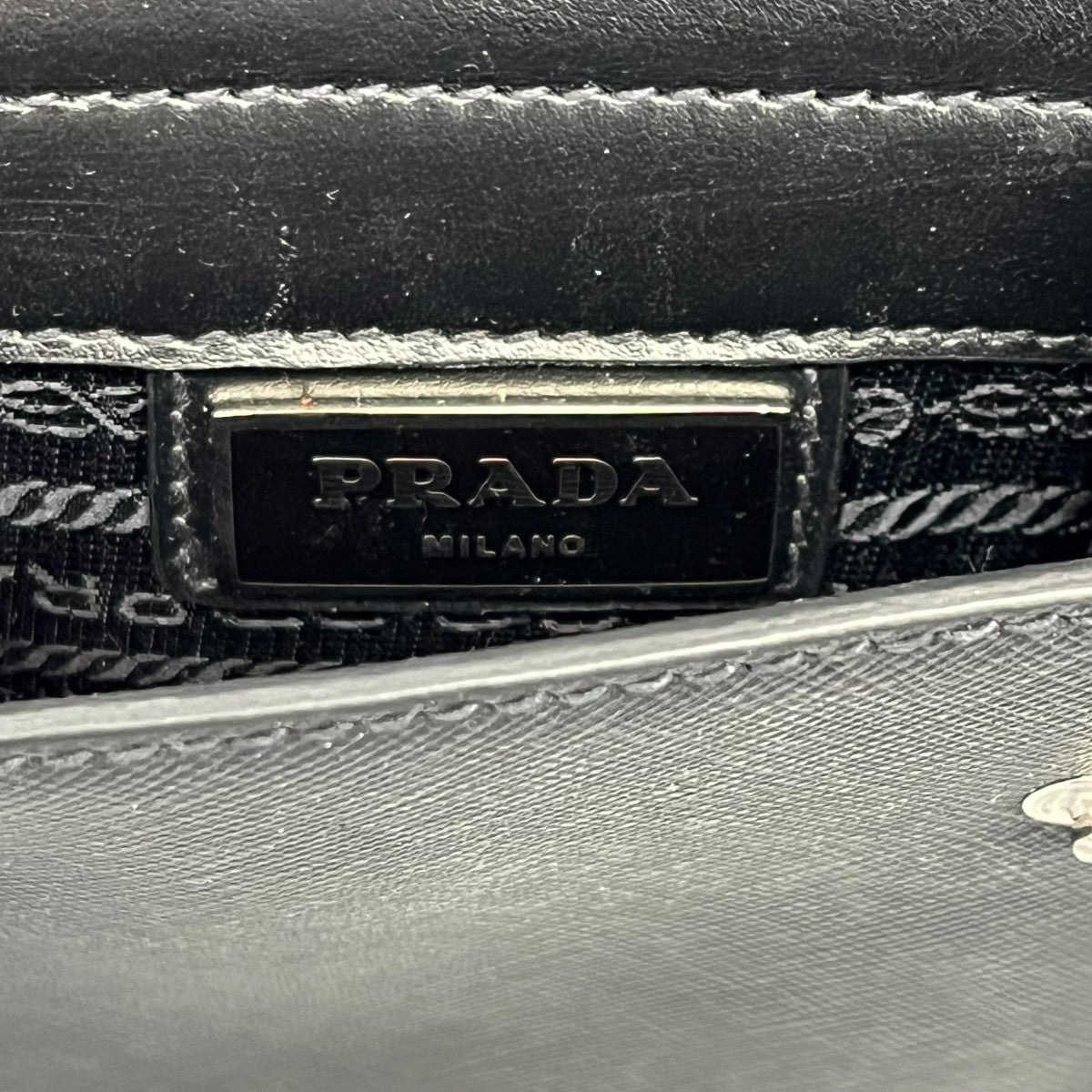 PRADA サフィアーノ クロスボディバッグ2VH075 古着・中古-5枚目のアイテム画像