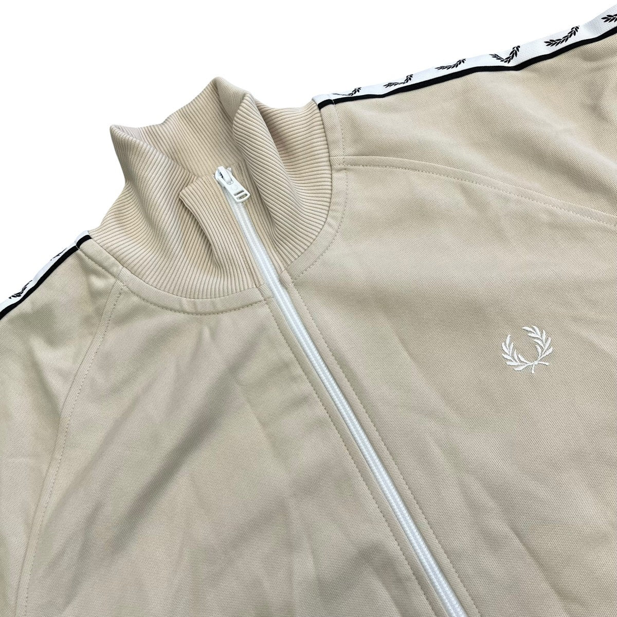 FRED PERRY Taped Track JacketトラックジャケットJ4620 古着・中古-3枚目のアイテム画像