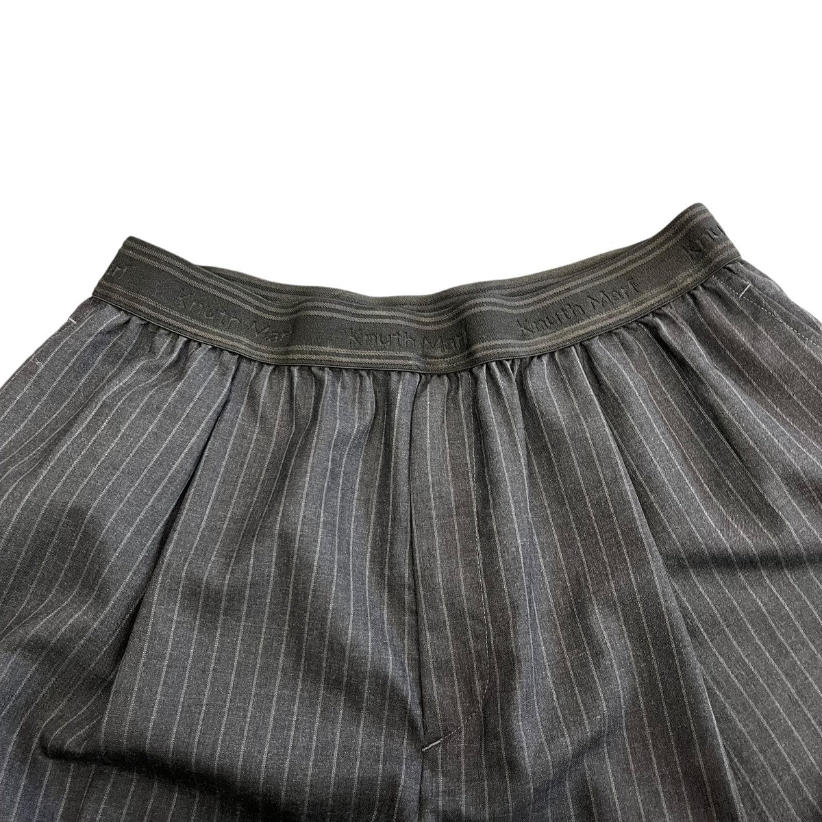 KnuthMarf high end- one tuck easy slacksスラックスKM24SG11 古着・中古-3枚目のアイテム画像