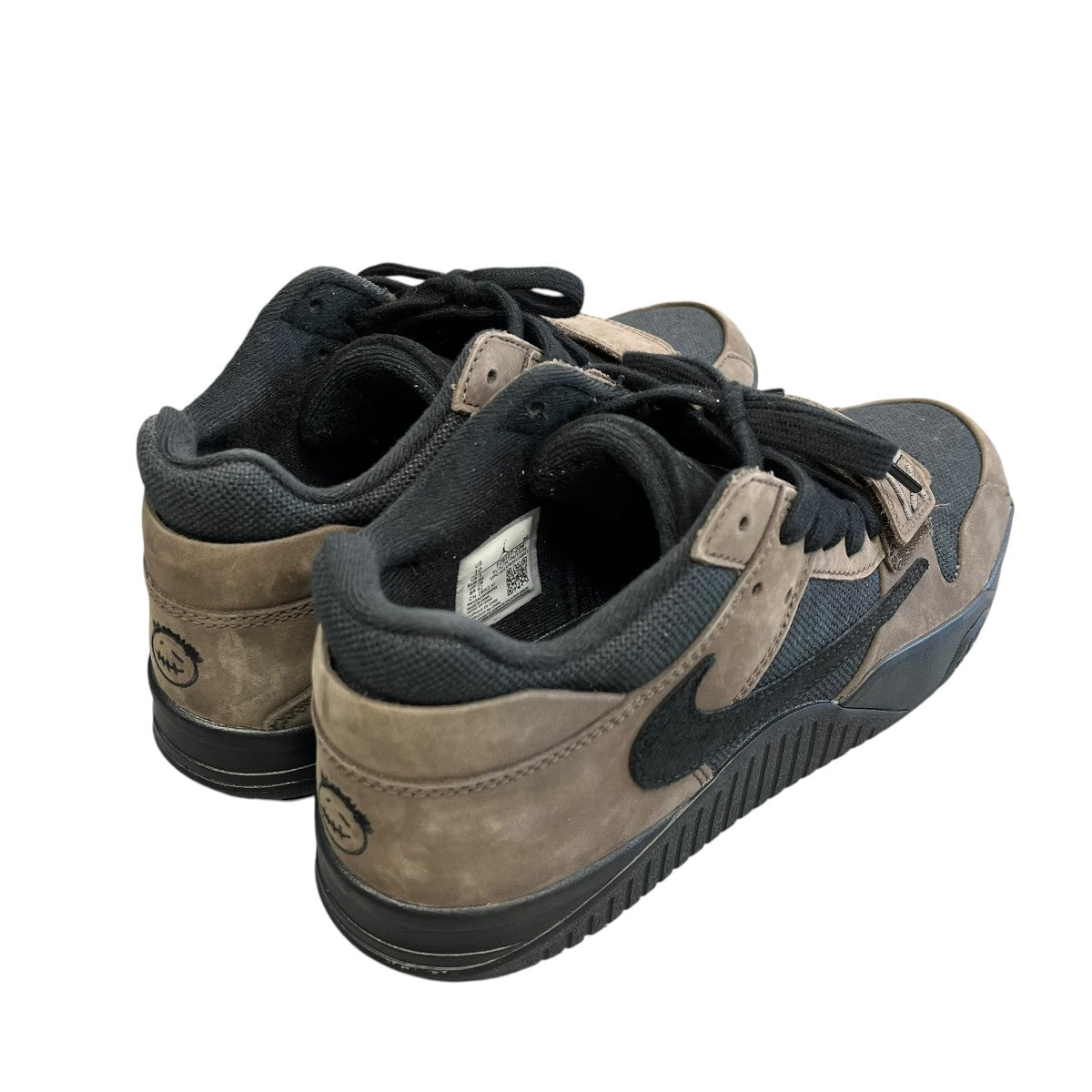 NIKE×TRAVIS SCOTT JUMPMAN JACK TRスニーカーFZ8117 204 古着・中古-2枚目のアイテム画像