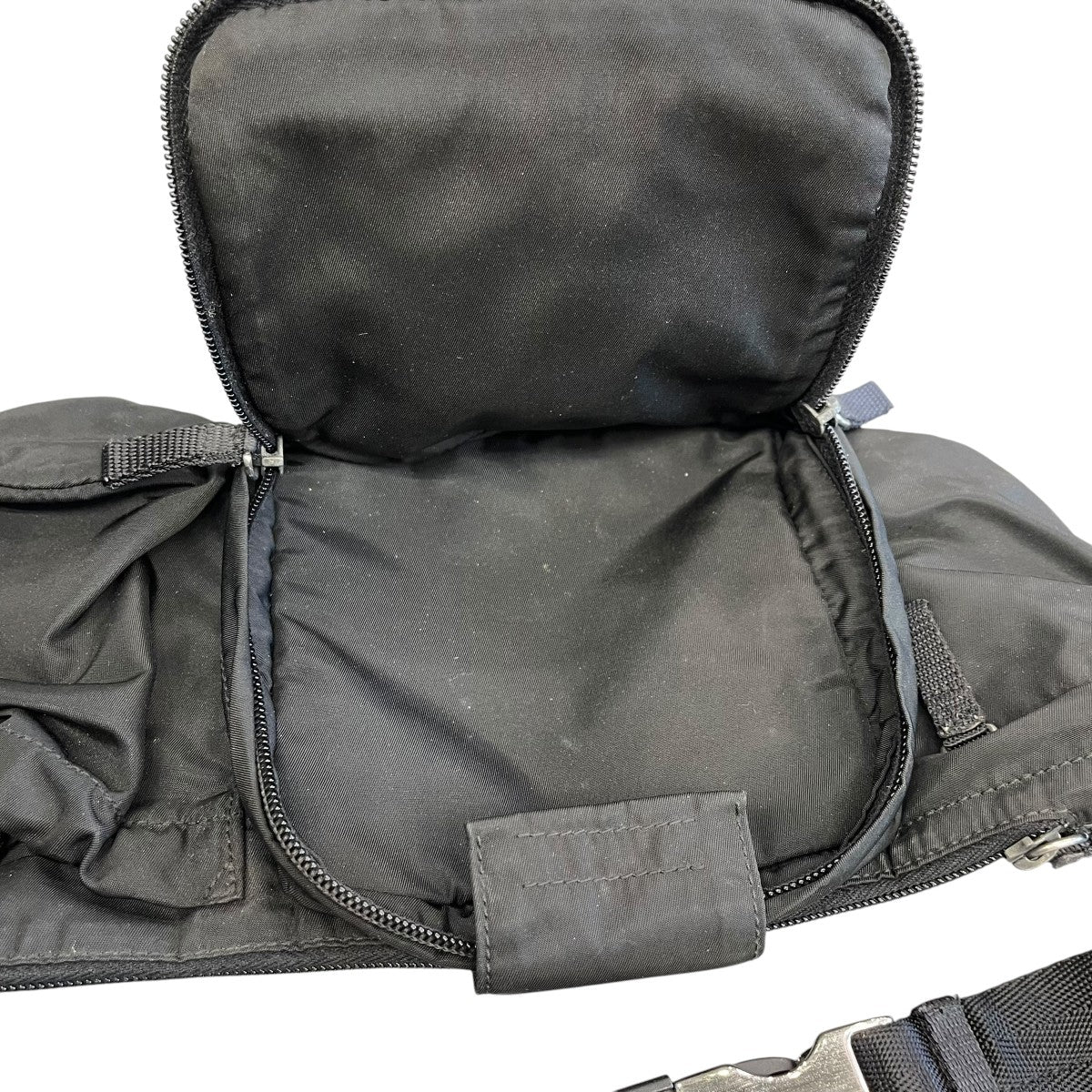 PRADA ボディーバッグVA0056 古着・中古-5枚目のアイテム画像