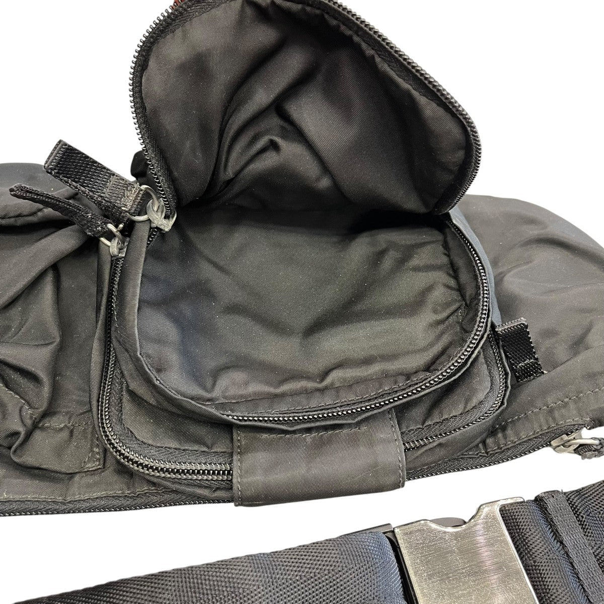PRADA ボディーバッグVA0056 古着・中古-6枚目のアイテム画像