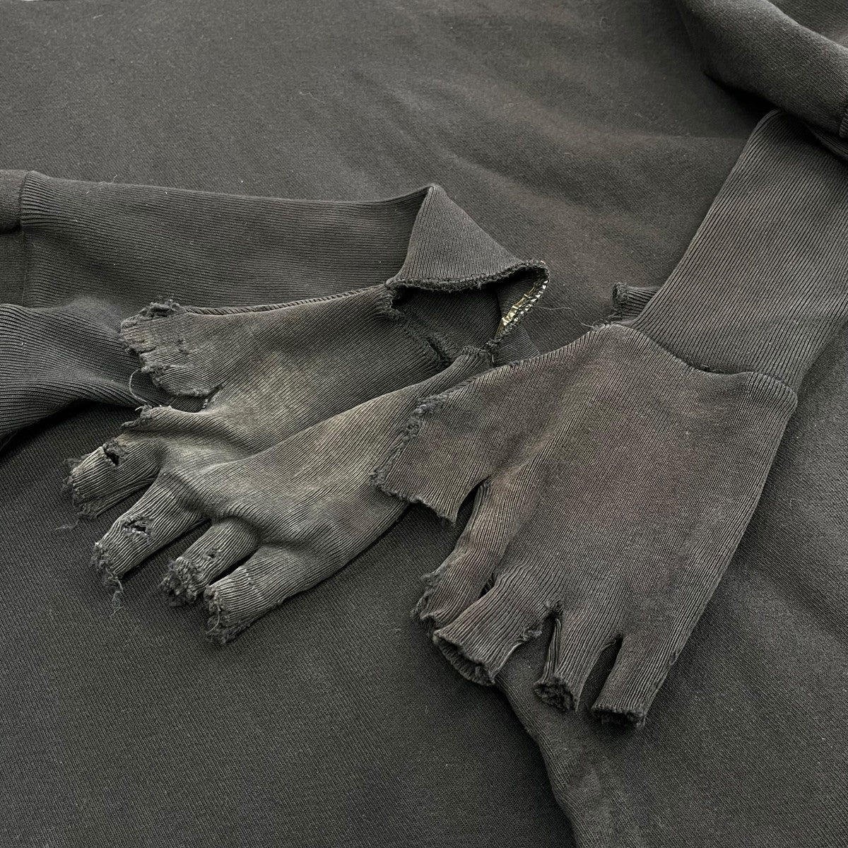 Glove hoodieプルオーバーパーカー28PT04JER01MM