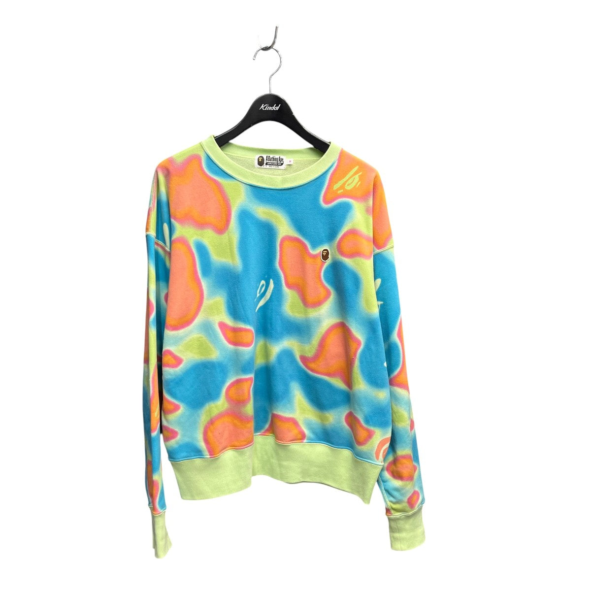 A BATHING APE LIQUID CAMO CREWNECKスウェット001SWK302001L 古着・中古-1枚目のアイテム画像