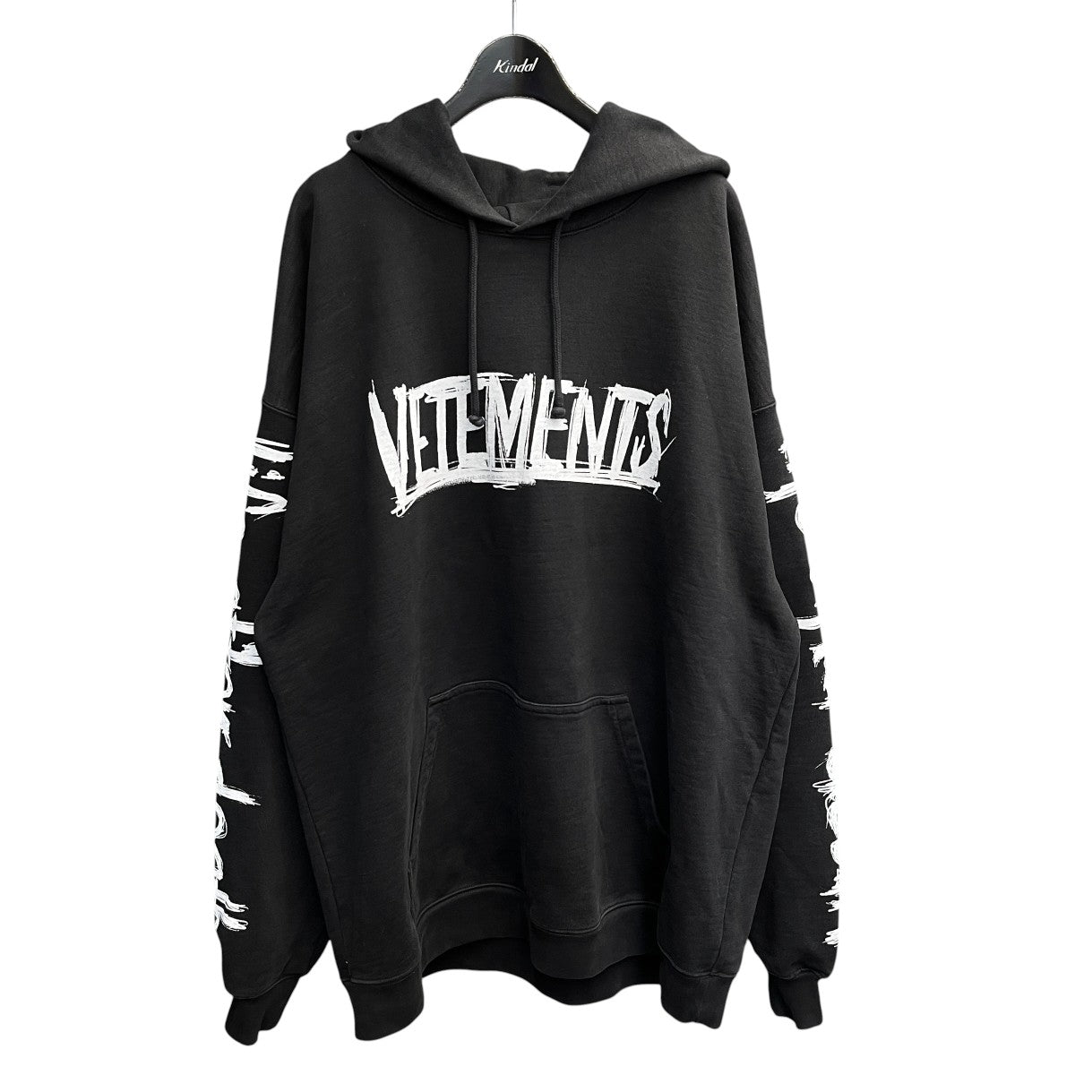 World Tour Logo HoodieパーカーUA52TR910W