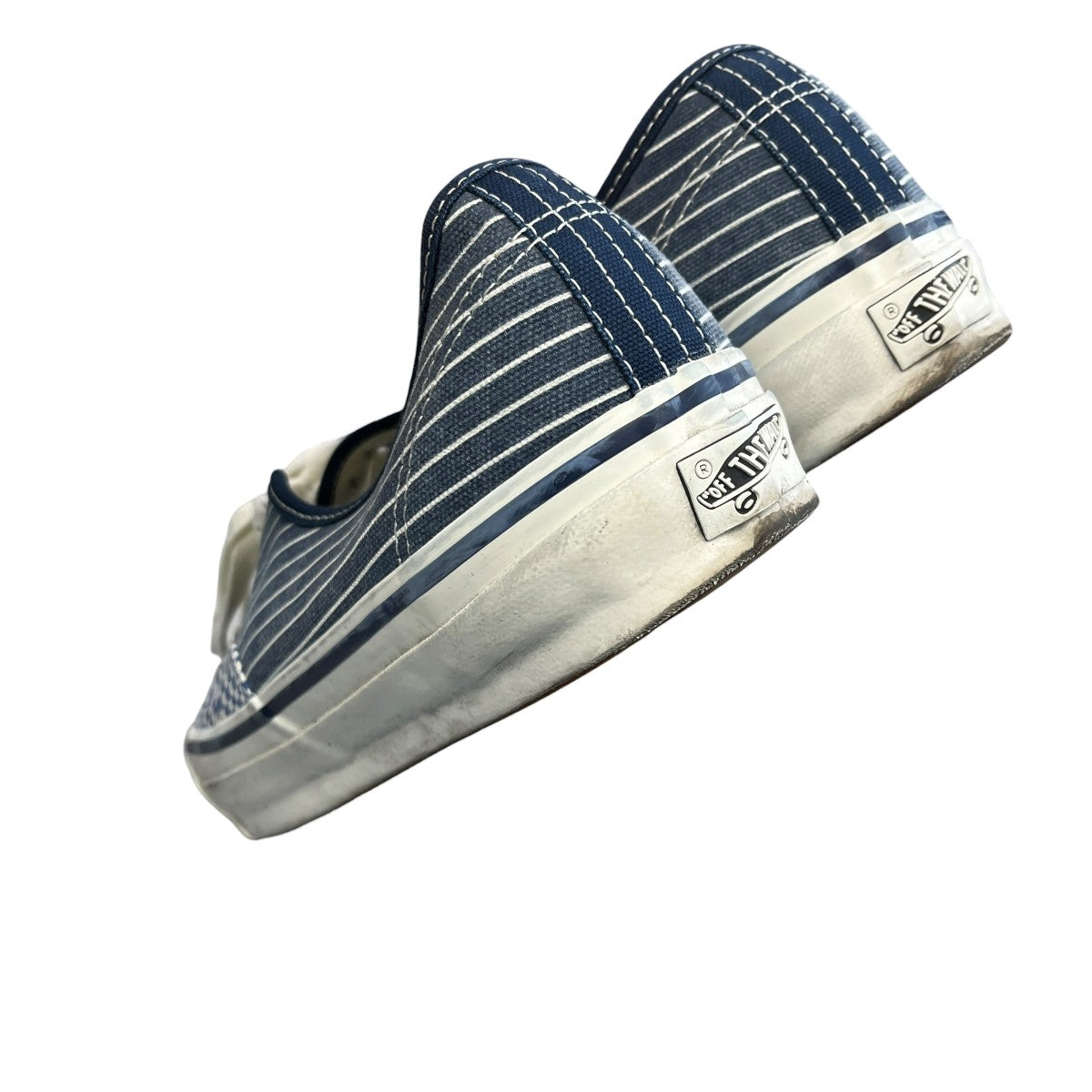 PREMIUM AUTHENTIC 44スニーカーVN000D9NAHD