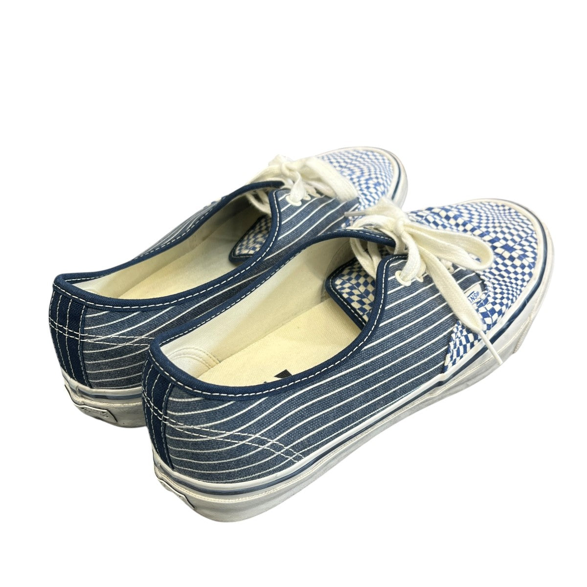 PREMIUM AUTHENTIC 44スニーカーVN000D9NAHD