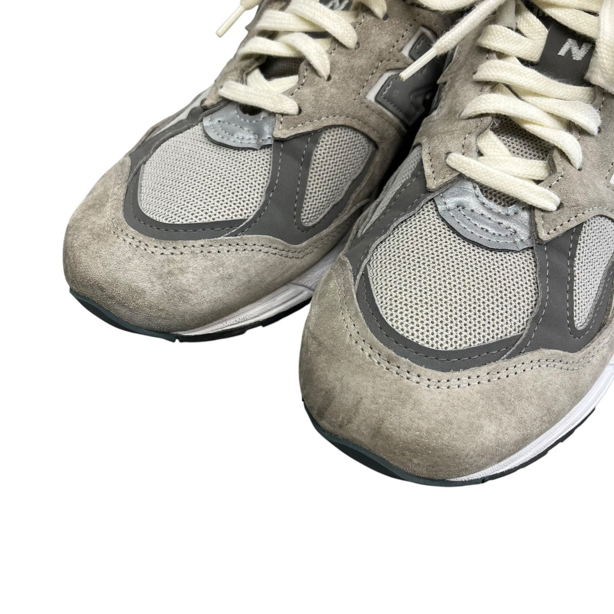 990V2ローカットスニーカーM990GY2
