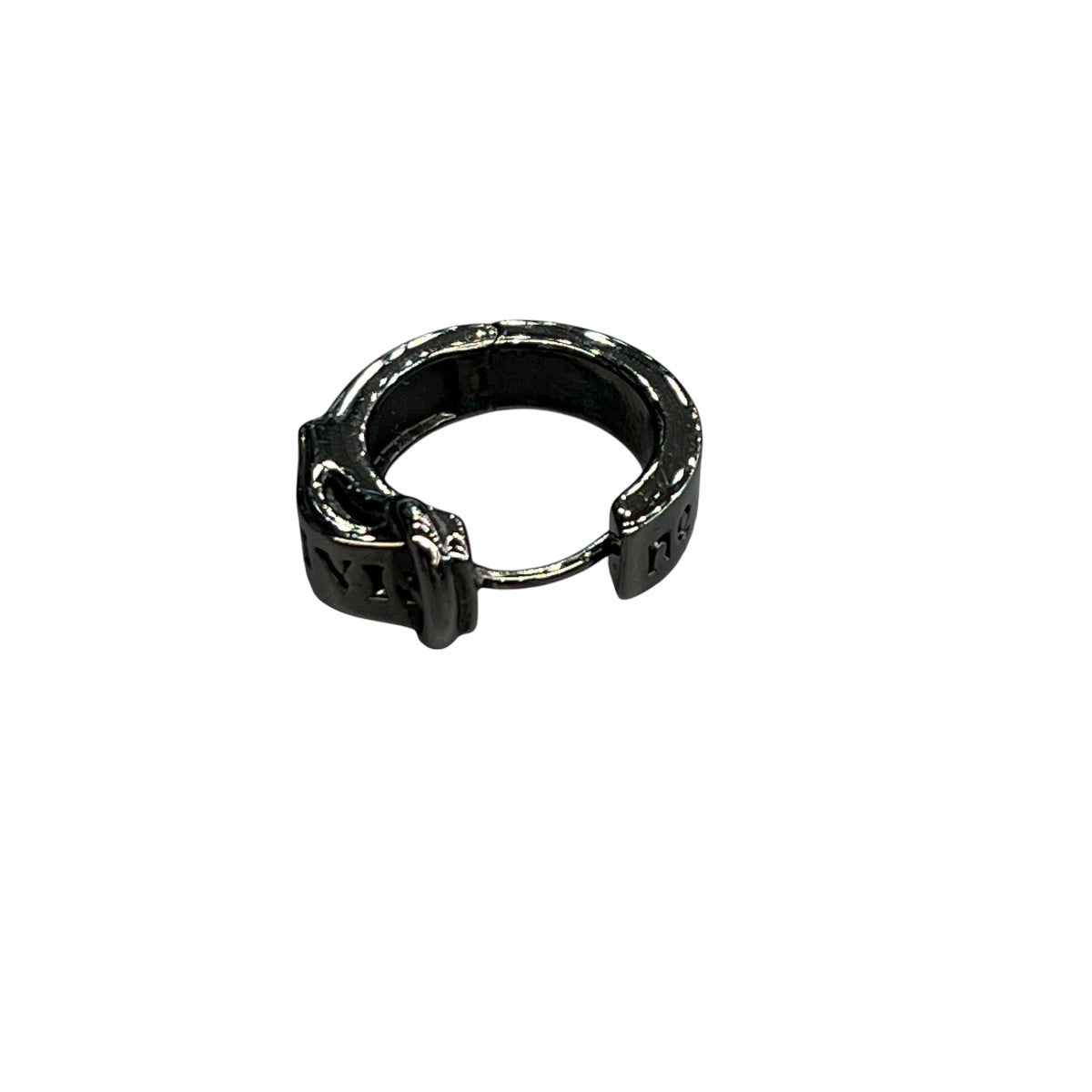 BOBBY SINGLE HOOPピアス
