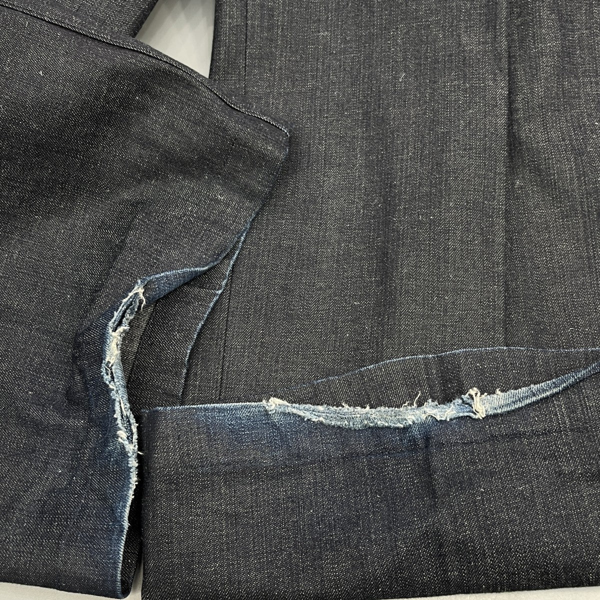 LOOSE DRESS TROUSERSデニムパンツ