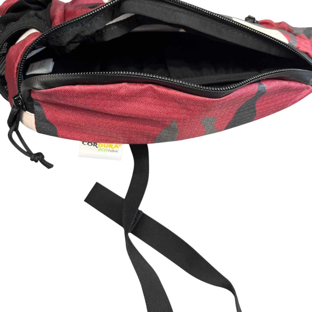 Sling Bag Red Camoショルダーバッグ